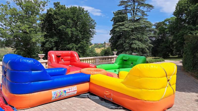 Location de châteaux et structures gonflables à Lyon