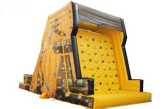 Location de château gonflable pour une association de quartier à Lyon