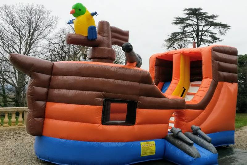 Château gonflable à Villefranche sur Saône